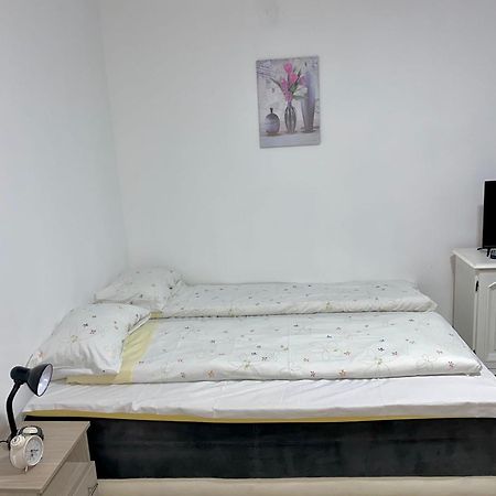 Apartman Bogdan Cacak Exterior photo
